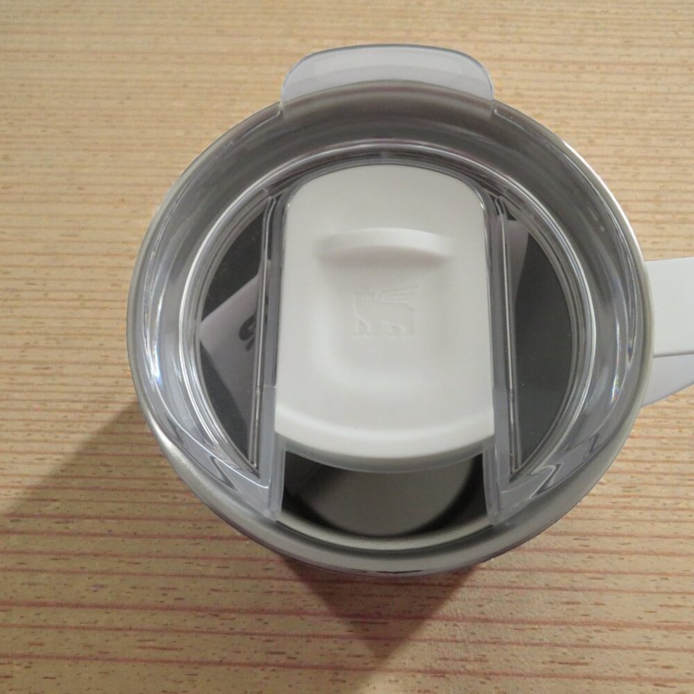 The Stanley Stay-Hot Camp Mug,24 oz, White Gold Frost,NWT, No box - Picture 11 of 11